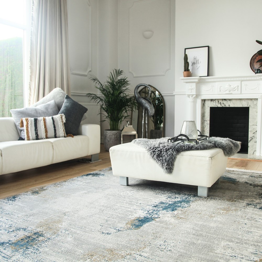 Luxury Toros Illusion Rug In Ice Blue